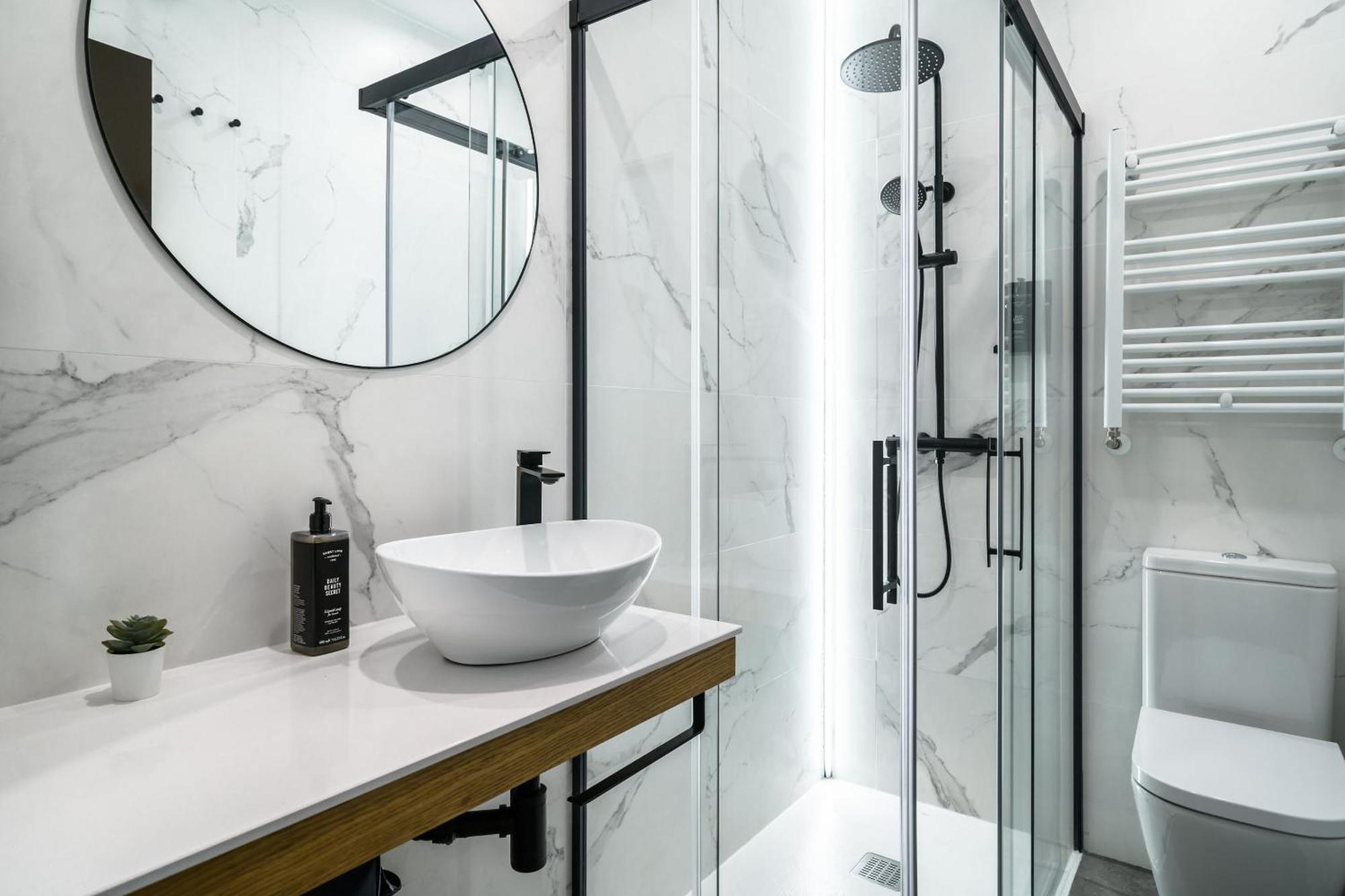 Limehome Bilbao Tristan De Leguizamon Kalea Kamer foto