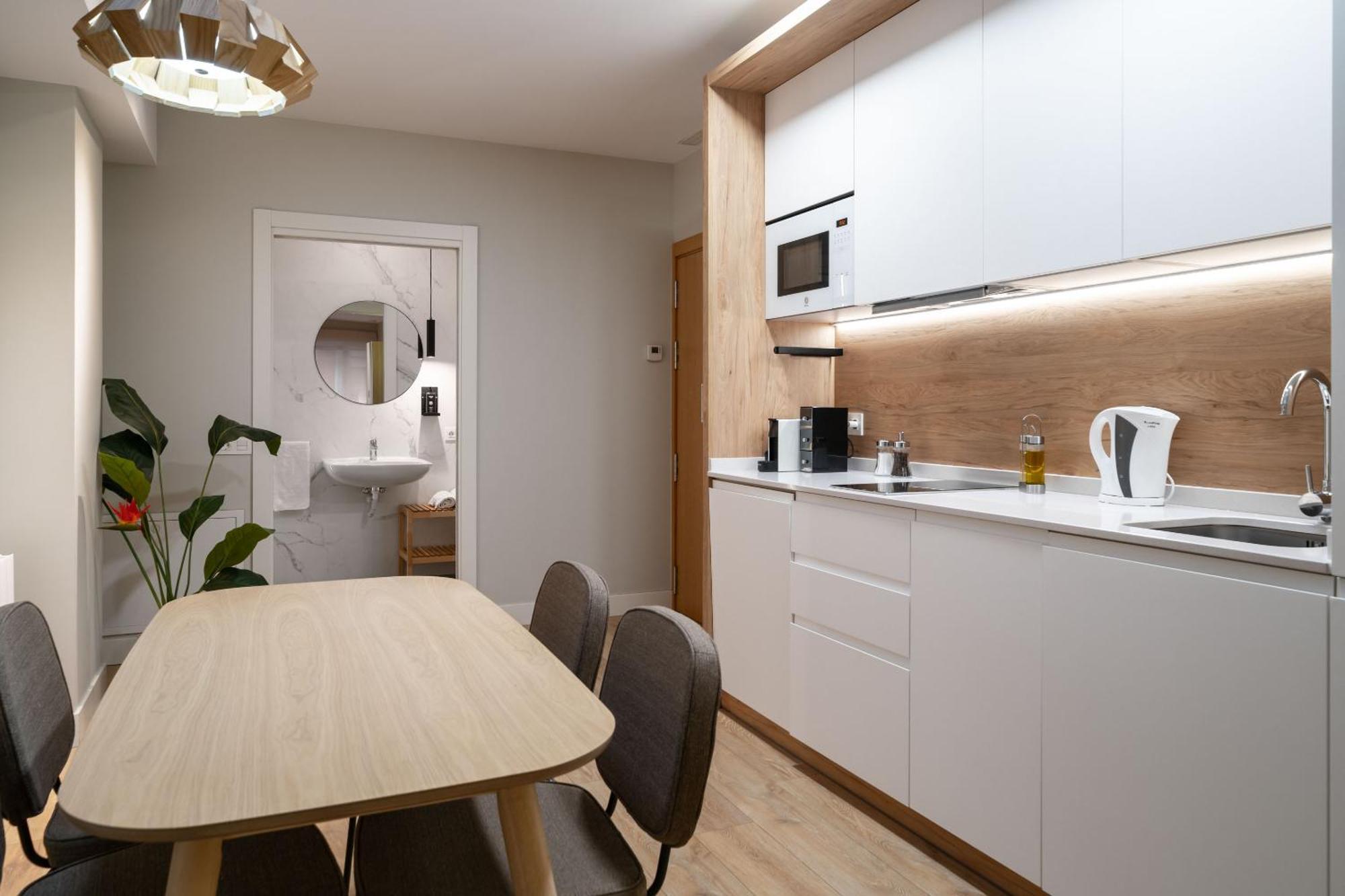 Limehome Bilbao Tristan De Leguizamon Kalea Buitenkant foto