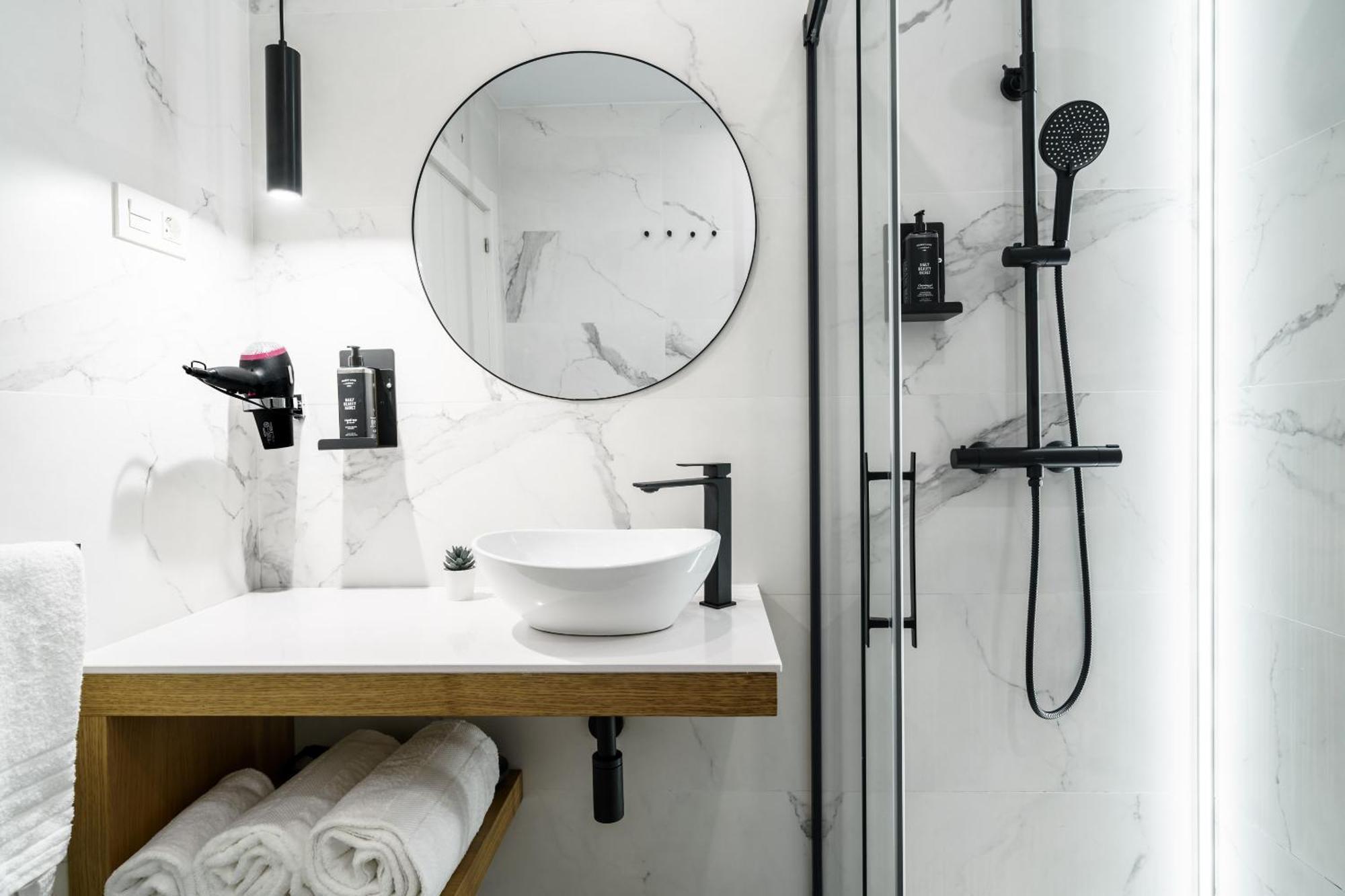 Limehome Bilbao Tristan De Leguizamon Kalea Kamer foto